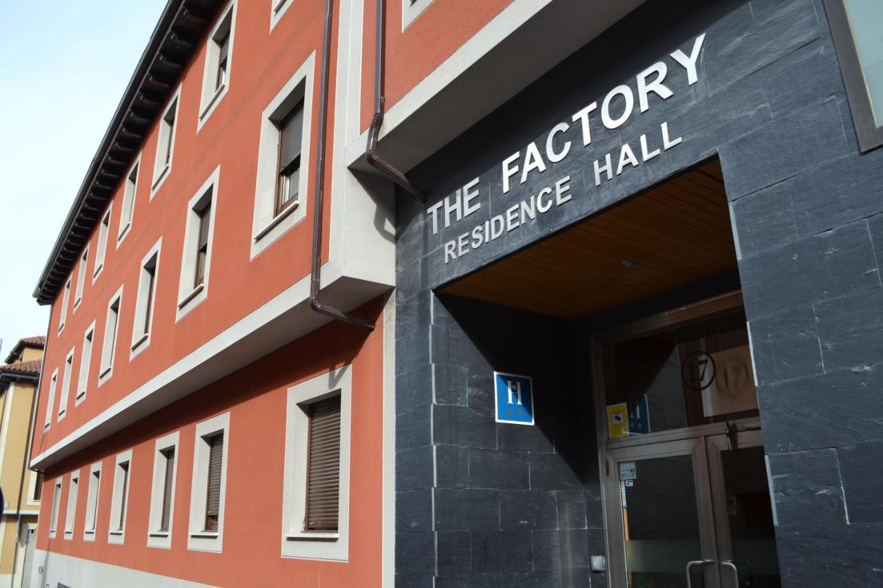 The Factory Residence Hall Segovia Exteriör bild